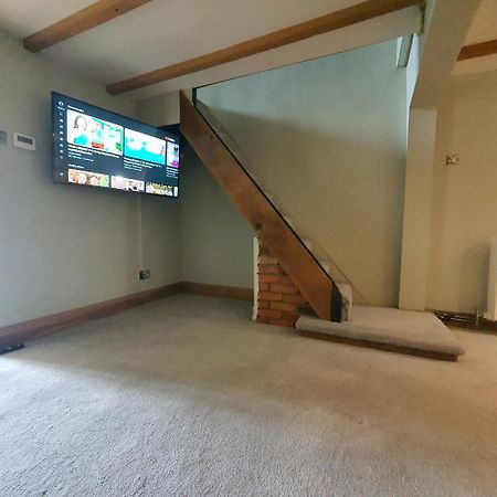 Beautiful And Cozy 2 Bedroom Apartment 빌러리케이 외부 사진